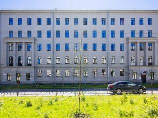 Аренда офиса 674.9 м2 в бизнес-центре, метро Парк Победы