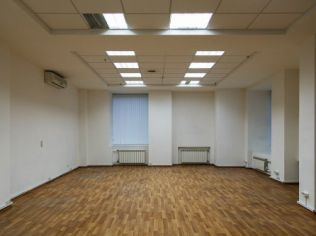 Аренда офиса 60.6 м2 в бизнес-центре, метро Ладожская