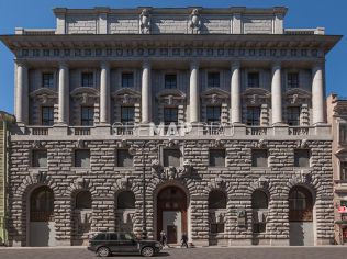 Аренда офиса 475.3 м2 в бизнес-центре, метро Адмиралтейская
