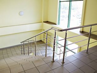 Аренда офиса 29.8 м2 в бизнес-центре, метро Озерки