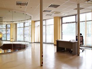 Аренда офиса 48.2 м2 в бизнес-центре, метро Площадь Ленина