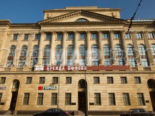 Аренда офиса 69 м2 в бизнес-центре, метро Василеостровская