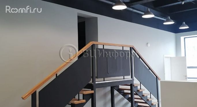 Аренда офиса 460 м², улица Моисеенко - фото 1