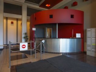 Аренда офиса 35.1 м2 в бизнес-центре, метро Международная