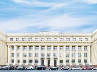 Аренда офиса 146 м2 в бизнес-центре, метро Нарвская