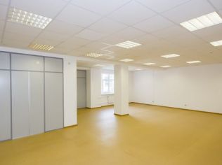 Аренда офиса 110.5 м2 в бизнес-центре, метро Звёздная