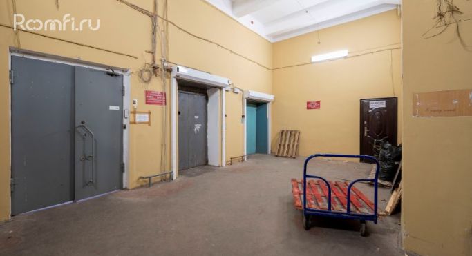 Аренда склада 355.7 м², Звенигородская улица - фото 2