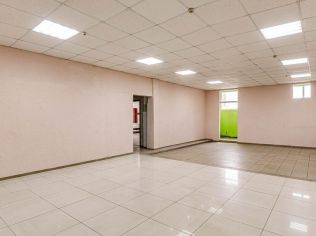 Аренда торгового помещения 67.1 м²