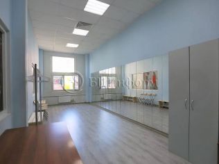 Аренда помещения свободного назначения 526 м²