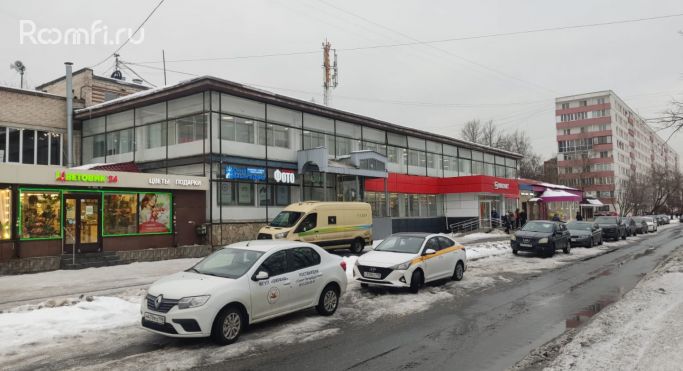 Аренда торгового помещения 909.2 м², Бухарестская улица - фото 1