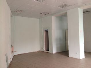 Аренда торгового помещения 145 м2 в многофункциональном комплексе, метро Технологический Институт