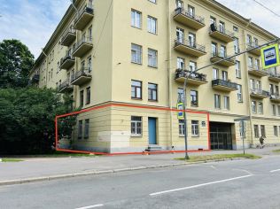 Аренда торгового помещения 122 м²