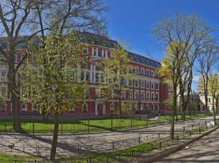 Аренда офиса 320 м2 в офисном здании, метро Балтийская