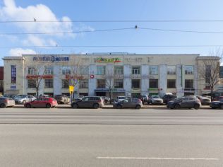 Аренда торгового помещения 117 м2 в многофункциональном комплексе, метро Удельная