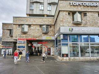 Аренда торгового помещения 65 м2 в офисно-жилом комплексе, метро Приморская