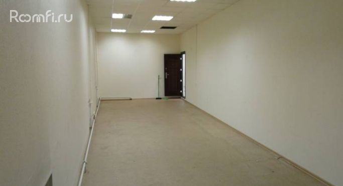 Аренда склада 53.8 м², улица Мира - фото 1