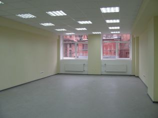 Аренда офиса 40 м2 в бизнес-центре, метро Петроградская