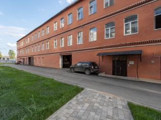 Аренда торгового помещения 75.7 м²