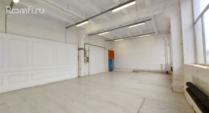Аренда склада 339.3 м², улица Швецова - фото 2