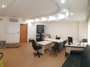 Аренда офиса 94.7 м2 в бизнес-центре, метро Ладожская