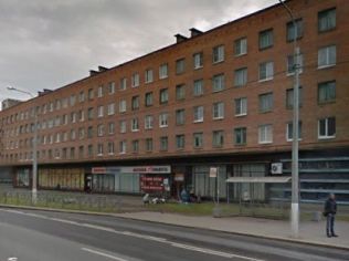 Аренда помещения свободного назначения 90 м2 в торгово-офисном комплексе