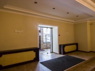Аренда офиса 39.4 м2 в бизнес-центре, метро Площадь Ленина