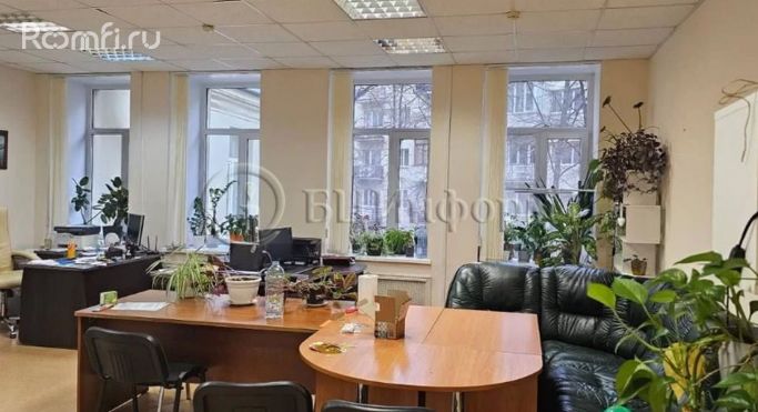 Аренда офиса 120.8 м², Троицкая площадь Петроградской стороны - фото 1