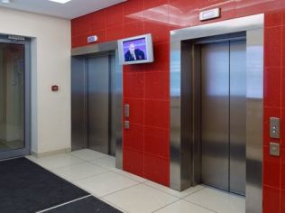 Аренда офиса 34.7 м2 в бизнес-центре, метро Ладожская