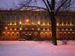 Аренда офиса 20 м2 в многофункциональном комплексе, метро Адмиралтейская