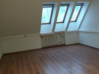 Аренда офиса 85.4 м2 в бизнес-центре, метро Василеостровская