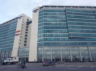 Аренда офиса 250 м2 в бизнес-центре, метро Звёздная
