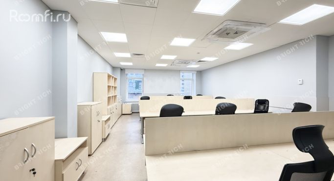 Аренда офиса 2099.5 м², Киевская улица - фото 2