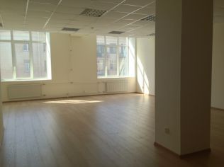 Аренда офиса 84.6 м2 в многофункциональном комплексе, метро Горьковская