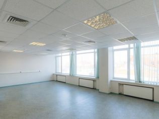 Аренда офиса 85.2 м2 в бизнес-центре, метро Кировский Завод