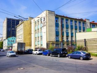 Аренда помещения свободного назначения 370 м2 в бизнес-центре, метро Выборгская