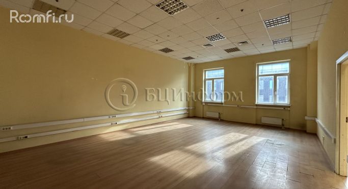 Аренда офиса 900 м², площадь Конституции - фото 3