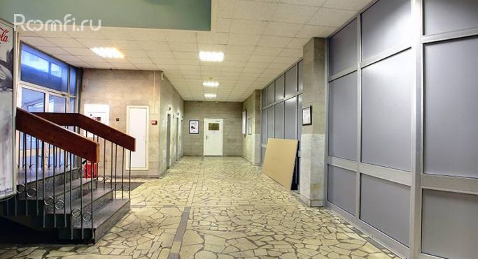 Аренда торгового помещения 10.3 м², площадь Конституции - фото 3