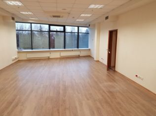 Аренда офиса 85.4 м2 в бизнес-центре, метро Василеостровская