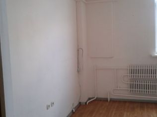 Аренда офиса 29.6 м2 в бизнес-центре, метро Московская