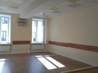 Аренда офиса 390.3 м2 в бизнес-центре, метро Адмиралтейская