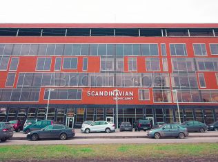 Аренда офиса 145 м2 в бизнес-центре, метро Ладожская