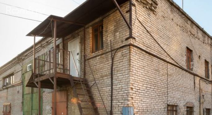 Аренда склада 18 м², улица Комсомола - фото 2