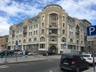 Аренда офиса 201 м2 в отдельно стоящем здании, метро Гостиный Двор