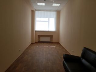 Аренда офиса 22.4 м2 в бизнес-центре, метро Бухарестская