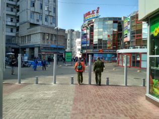 Аренда торгового помещения 16.3 м2 в торгово-офисном комплексе, метро Приморская