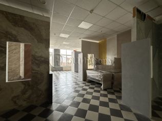 Аренда торгового помещения 71.5 м²