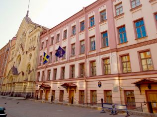 Аренда офиса 115 м2 в бизнес-центре, метро Невский Проспект
