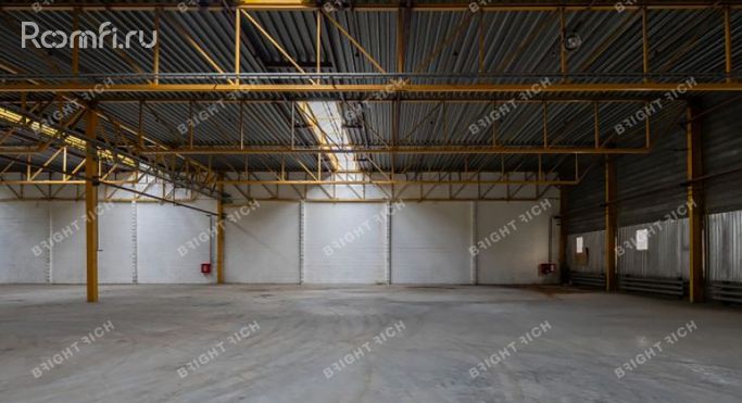 Аренда склада 4400 м², Мебельная улица - фото 1