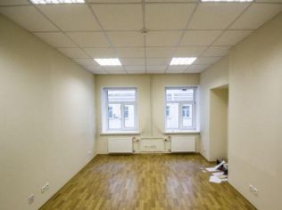 Аренда офиса 122.2 м2 в бизнес-центре, метро Невский Проспект