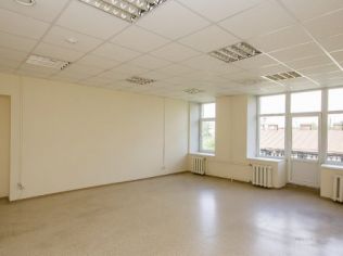 Аренда офиса 117 м2 в бизнес-центре, метро Чёрная Речка